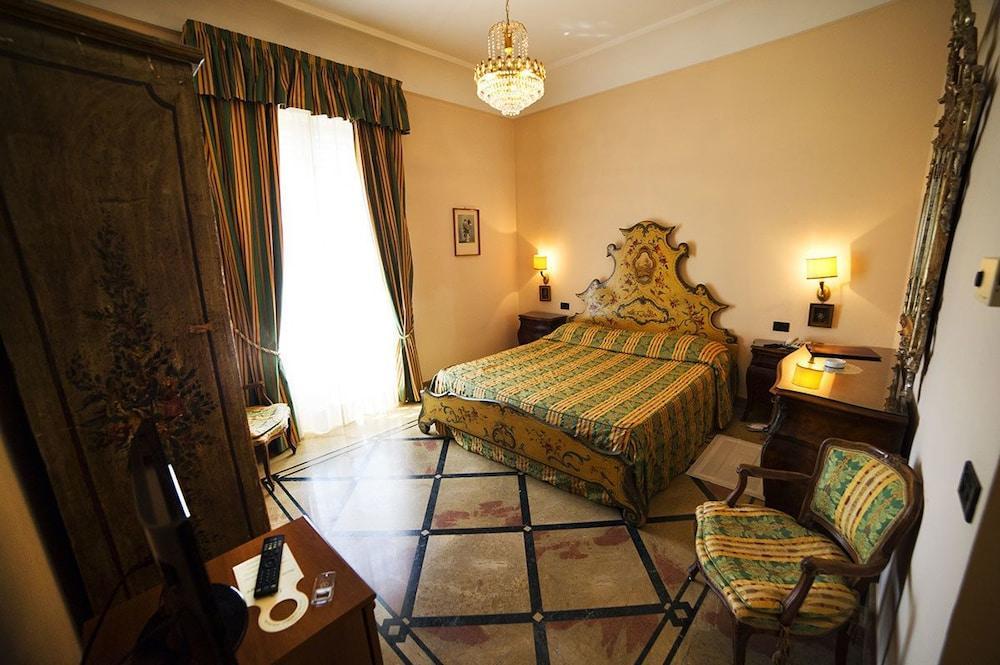 Grande Albergo Miramare ฟอร์เมีย ภายนอก รูปภาพ