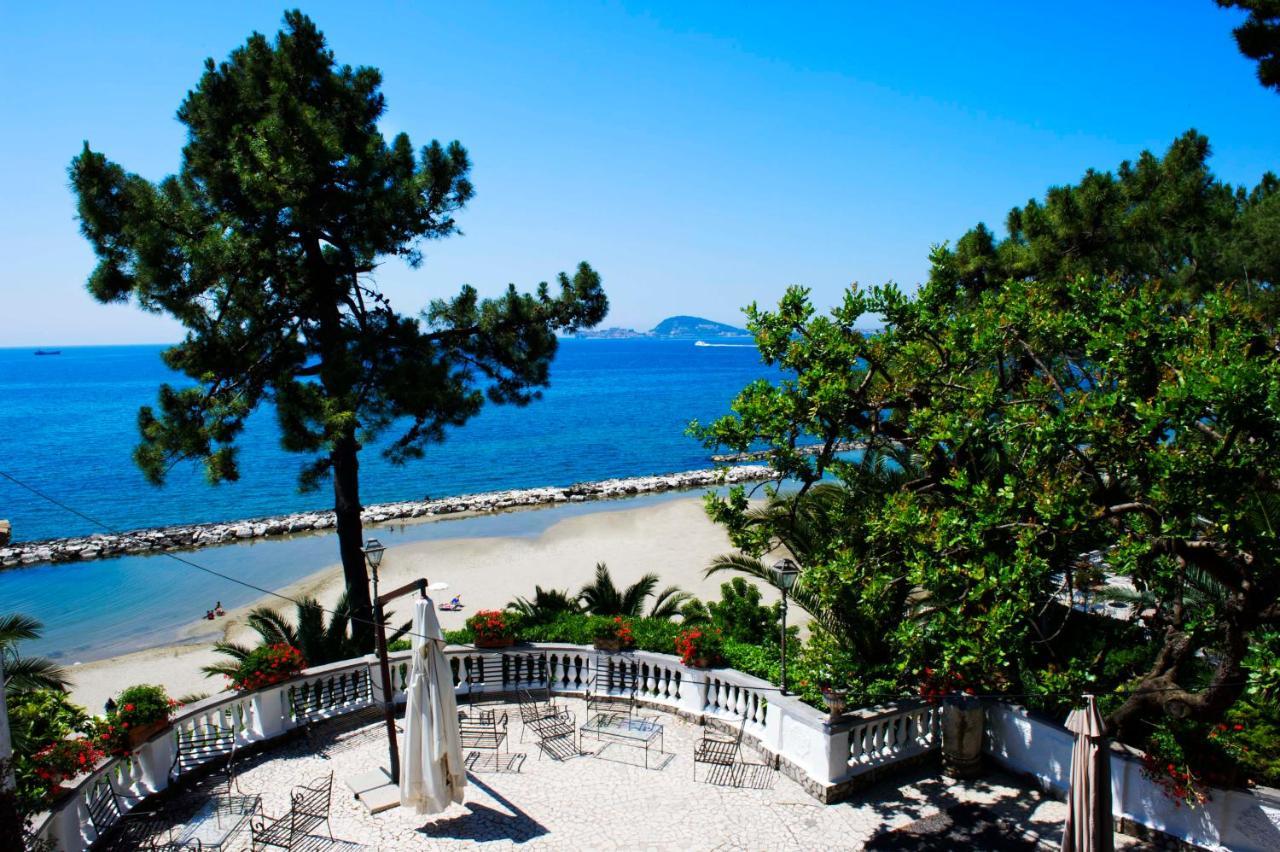 Grande Albergo Miramare ฟอร์เมีย ภายนอก รูปภาพ