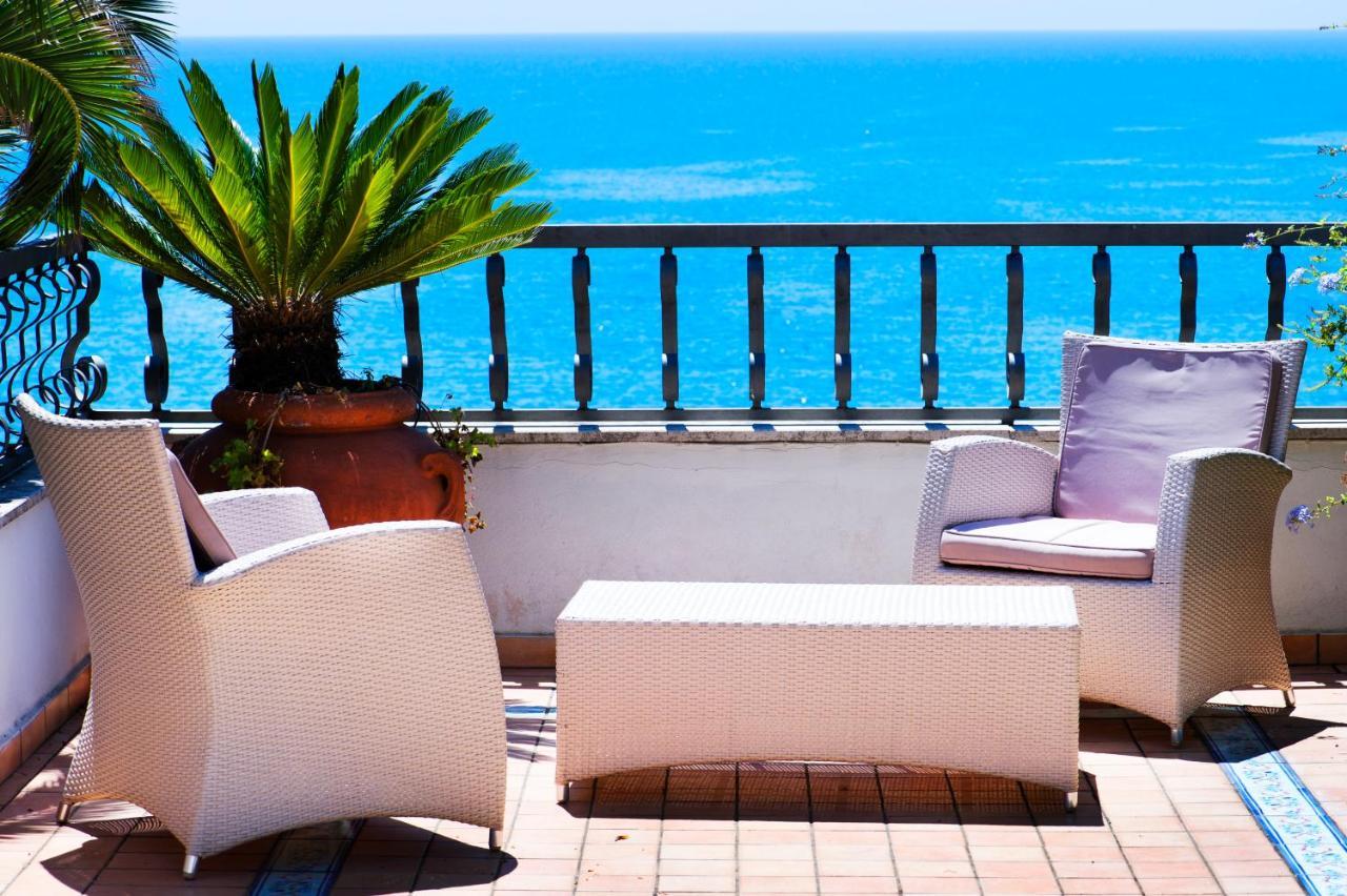 Grande Albergo Miramare ฟอร์เมีย ภายนอก รูปภาพ